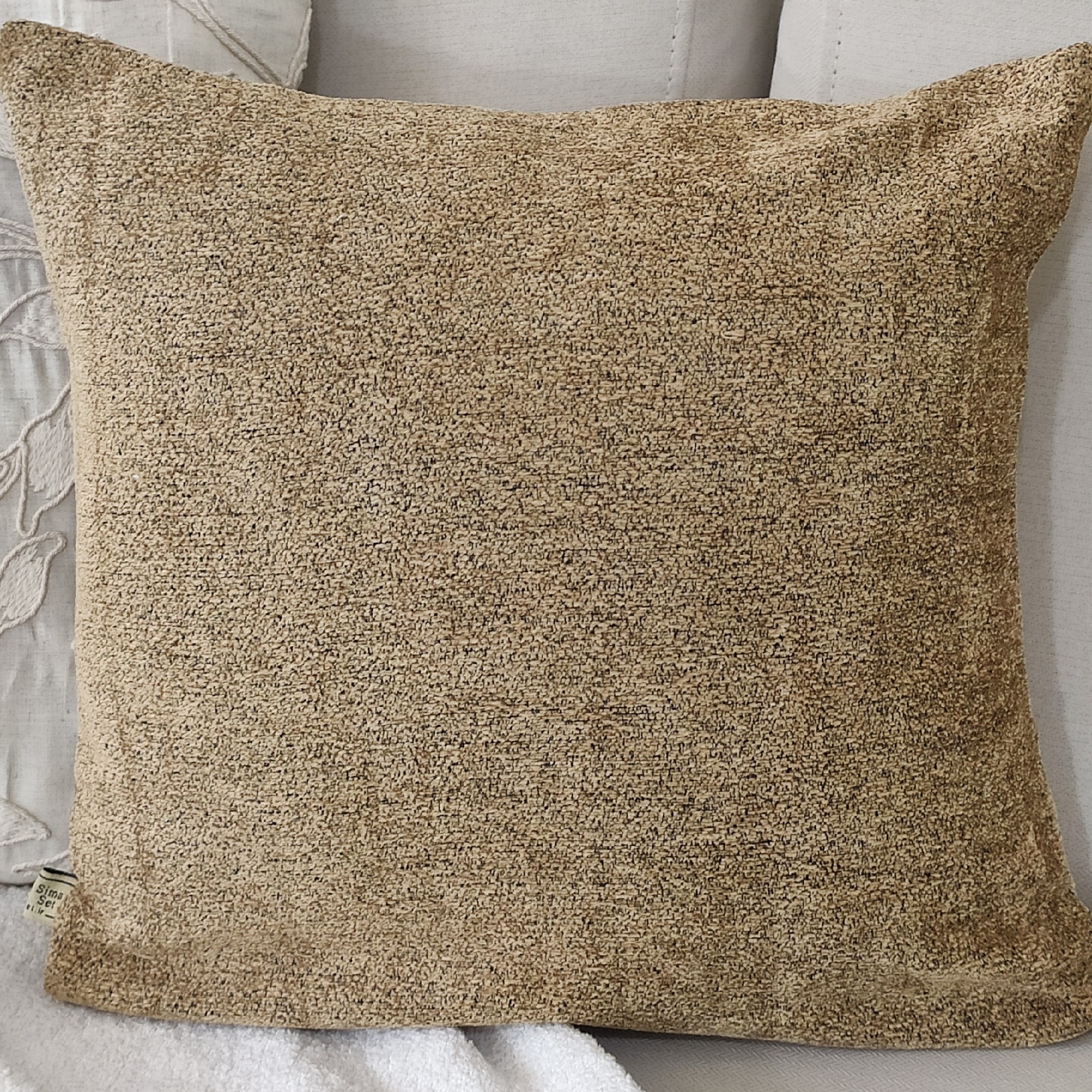 کوسن شماره ۳۲ ( کاور کوسن )